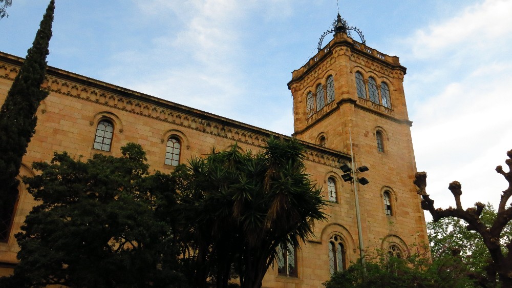 uni Barcelona.